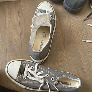 Grey converse sneakers - size 7